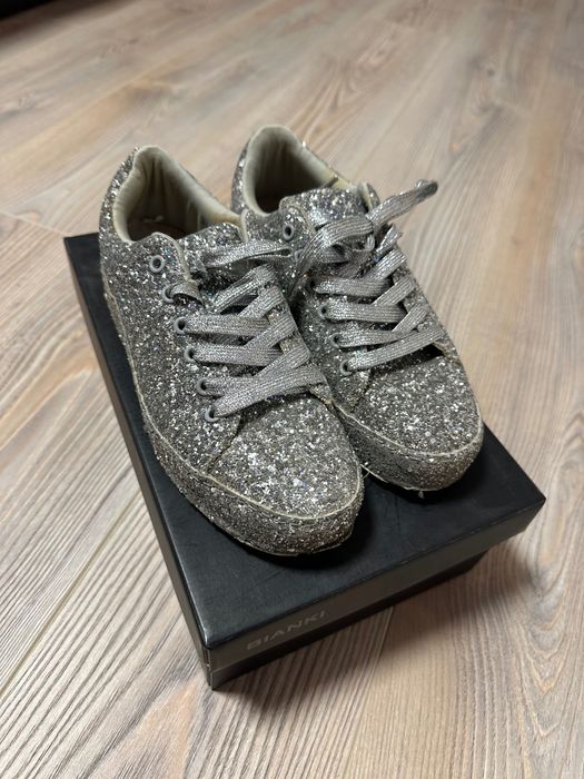 Сникърси Colors of California