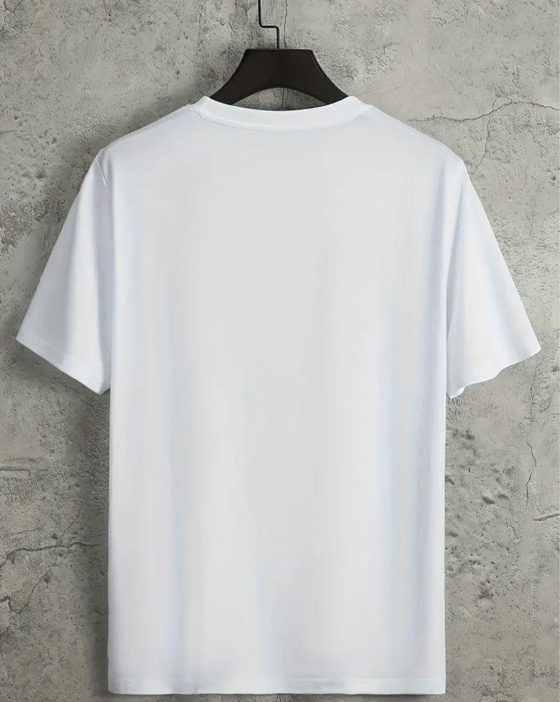 Мъжка бяла тениска