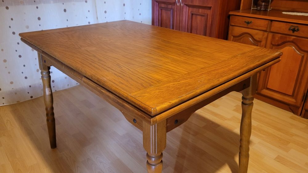 Masă lemn masiv - extensibilă