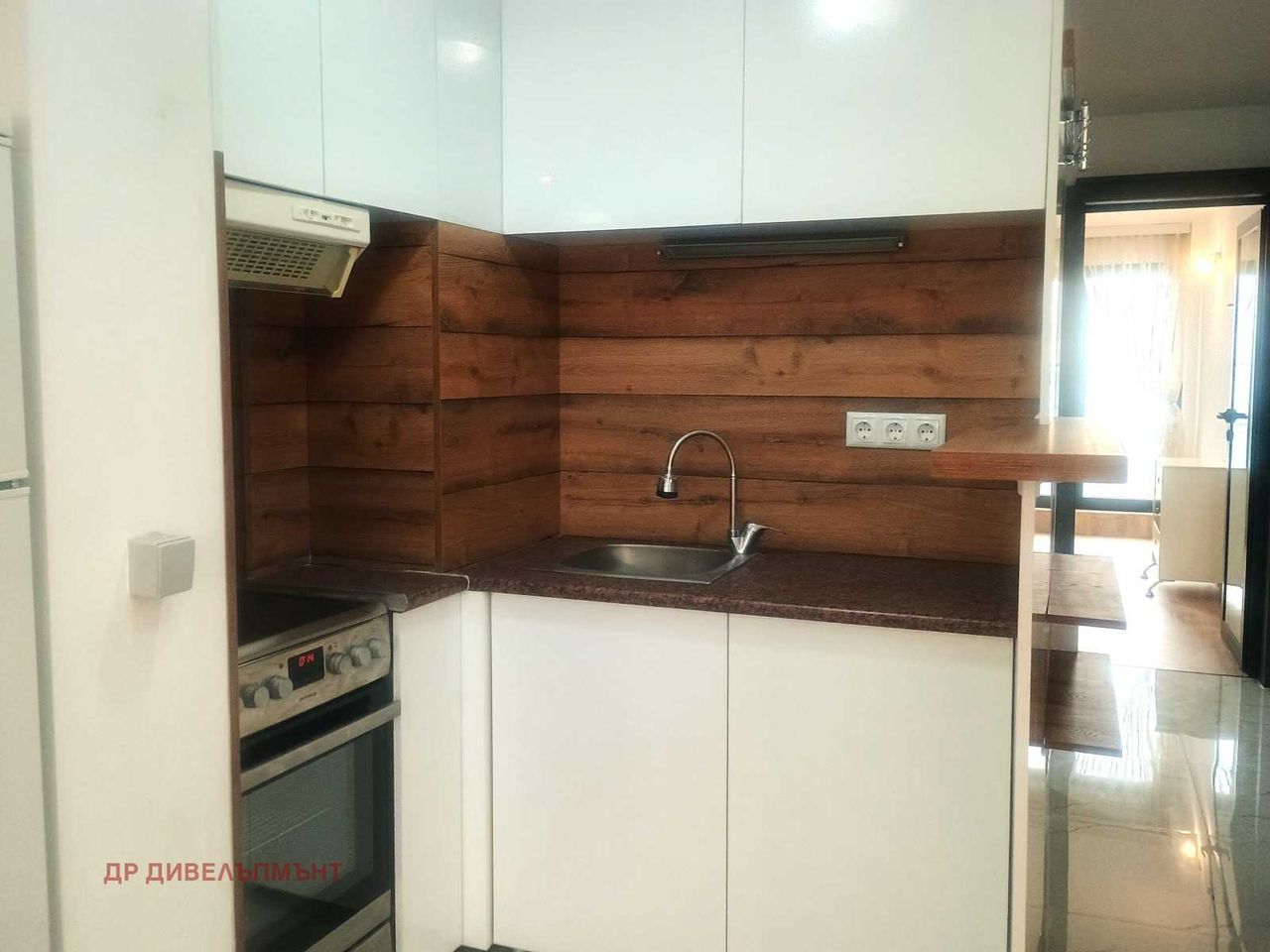 Дава се под наем Двустаен апартамент в София, Оборище - 74 кв.м за 790.5 € - Снимка #4