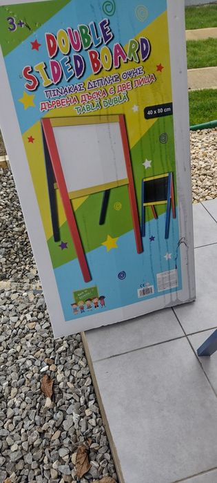 Tablă de desenat dubla(alb/negru)!