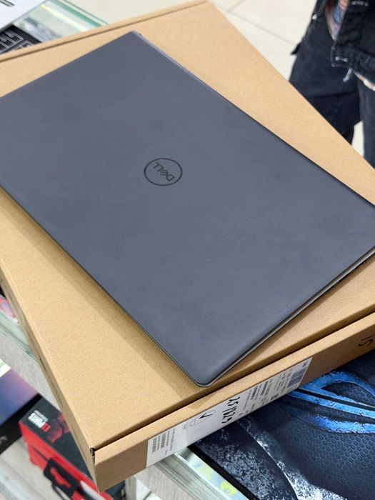 Dell Vostro 3530 | NEW