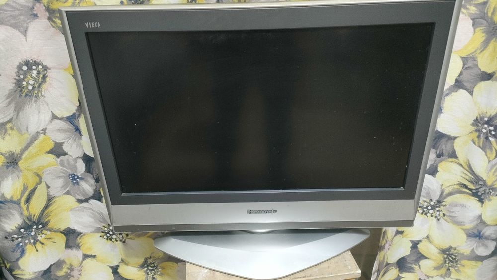 Продам телевизор жк