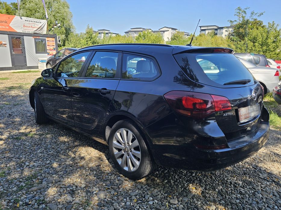 Opel Astra 1.7 CDTI 2011