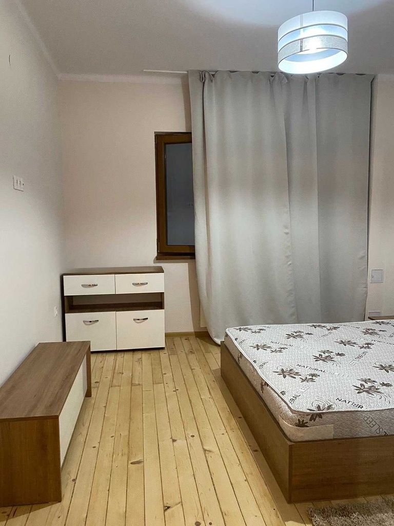 Дава се под наем Двустаен апартамент в София, Център - 52 кв.м за 650 € - Снимка #2