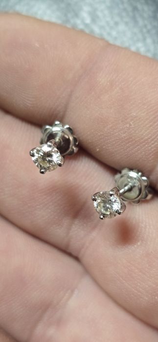 Cercei 18k diamante 0.76 ct vvs