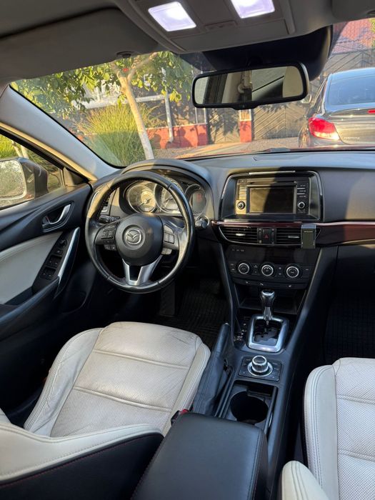 Vind Mazda 6 cm 2,2 150 cp an 2013