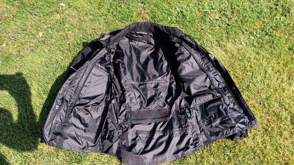 Vând geaca  moto dama Fastway