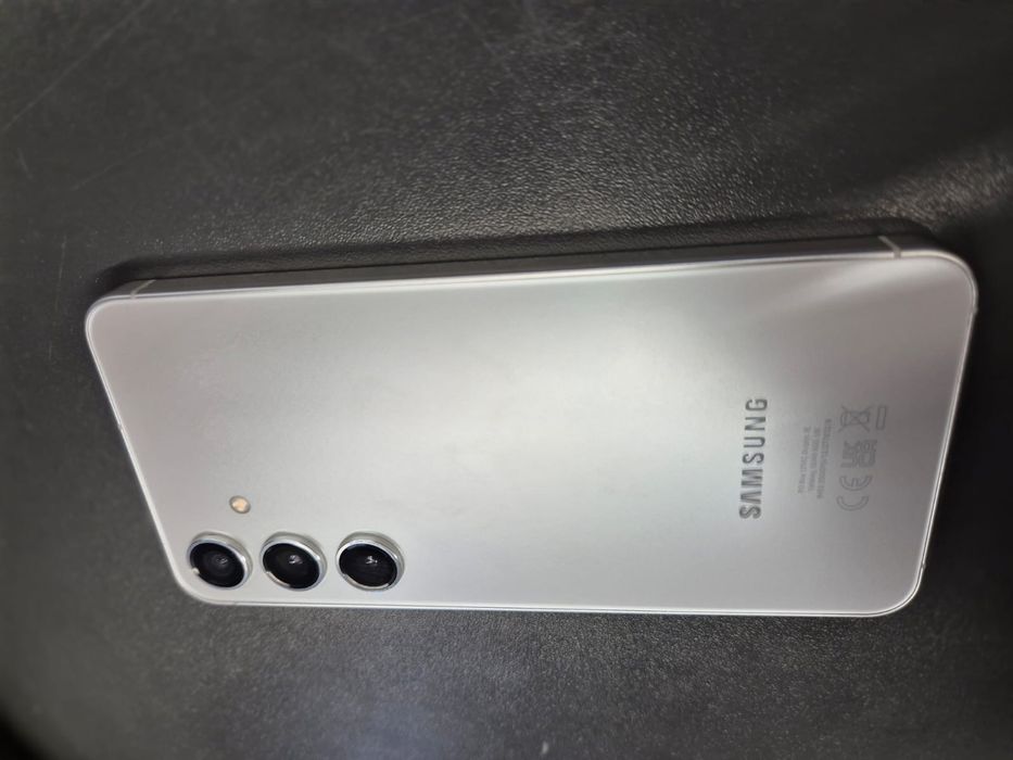 Samsung Galaxy S24 Dual SIM 8GB RAM 256GB 5G Crem cu Garanție, ca Nou!