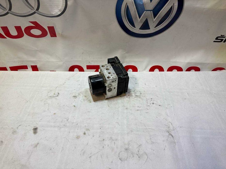 Pompa ABS 7L0614517 / 7L0907379K VW Touareg I (7LA, 7L6, 7L7)