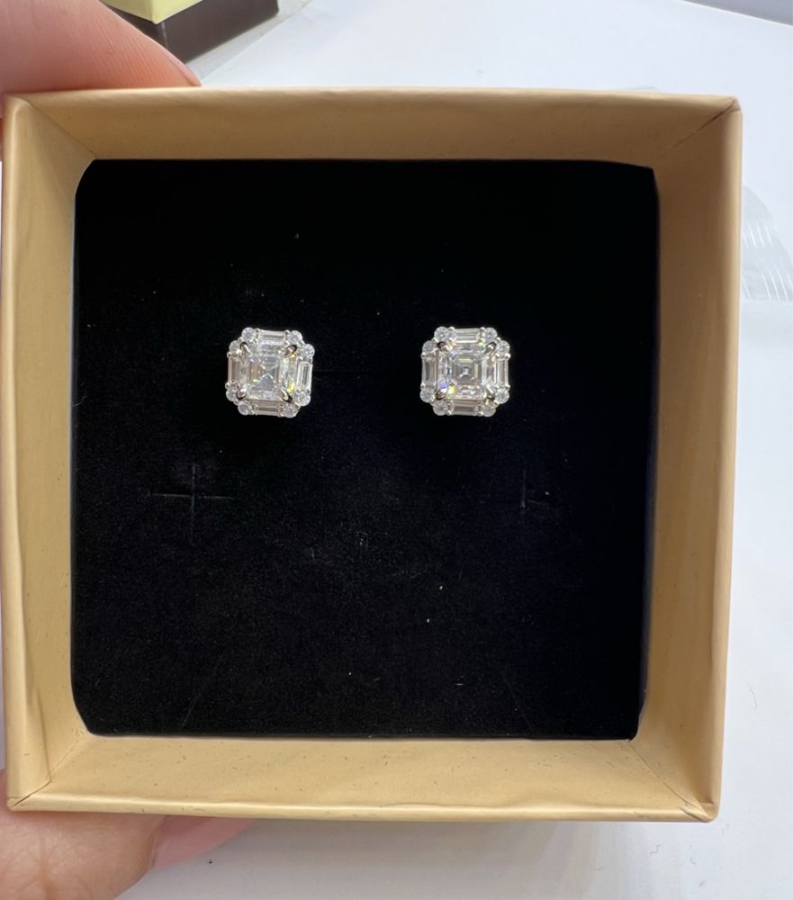 Cercei cu moissanite Asscher cut