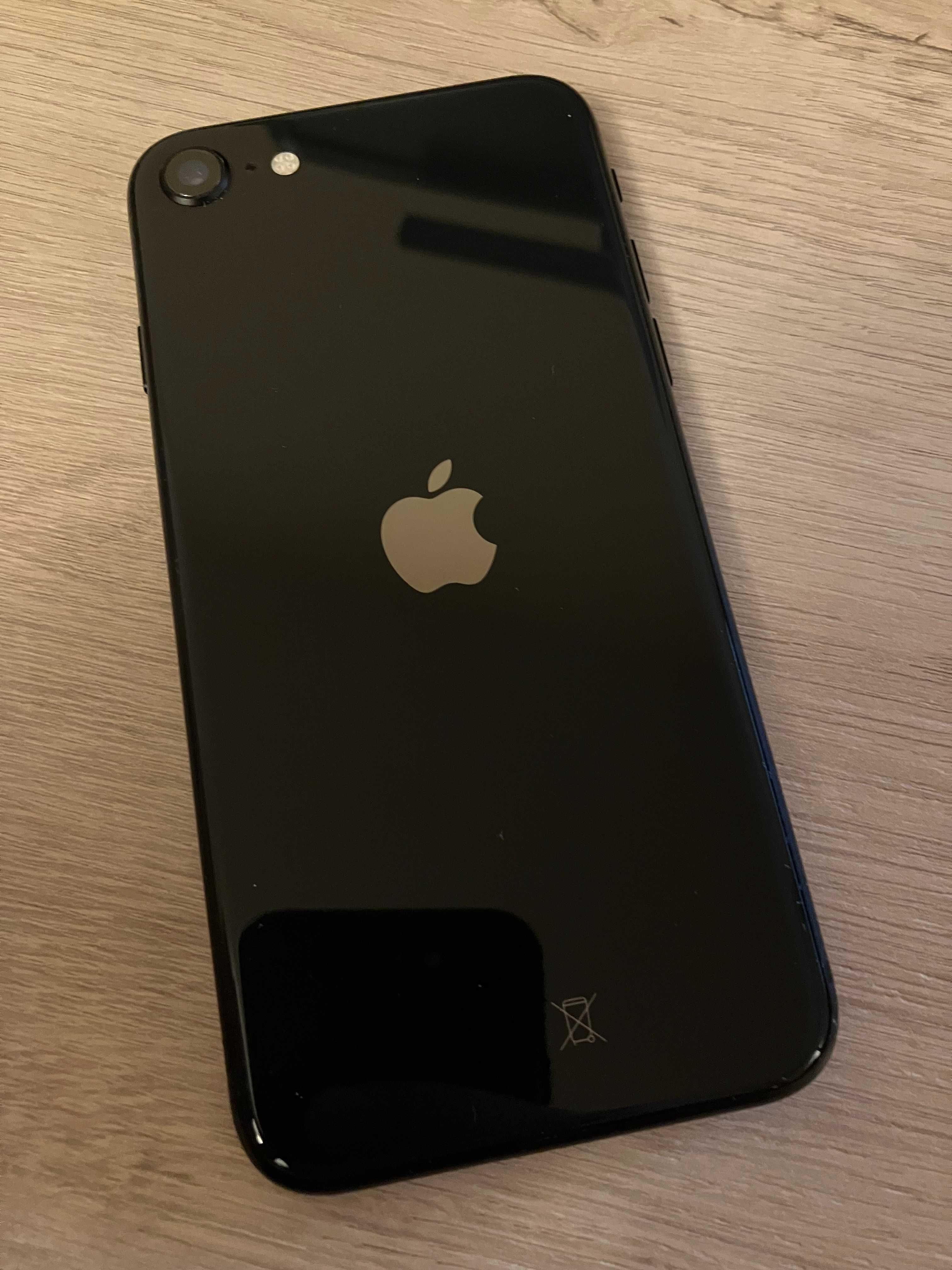 Iphine SE 2020 64Gb. неразличим от нов