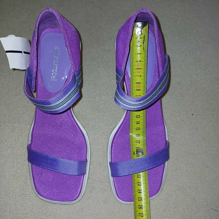 Sandale Jeffrey Campbell