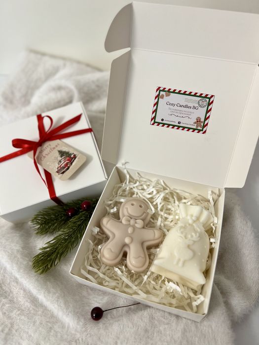 Ароматни коледни свещи