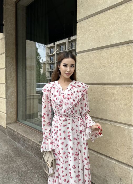 Платье вечернииеее