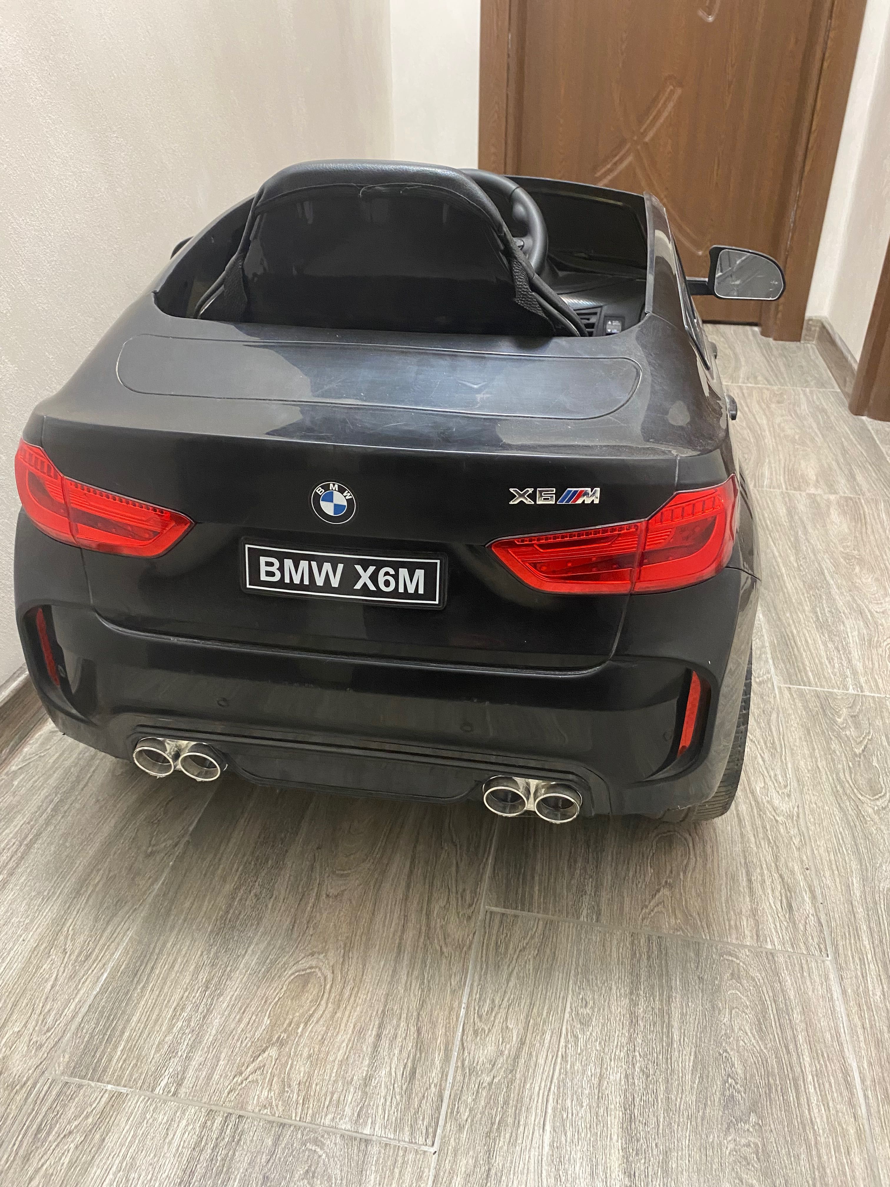 BMW X6M акумулаторна