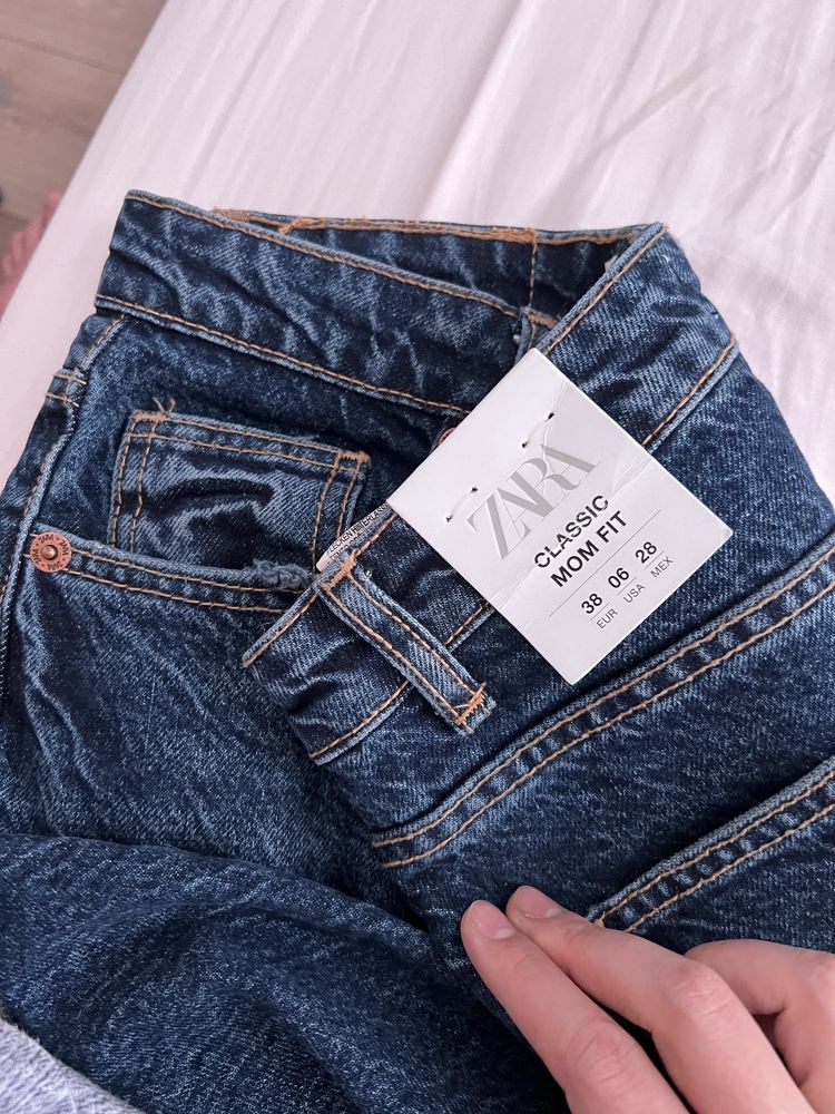 Продам джинсы Zara новые