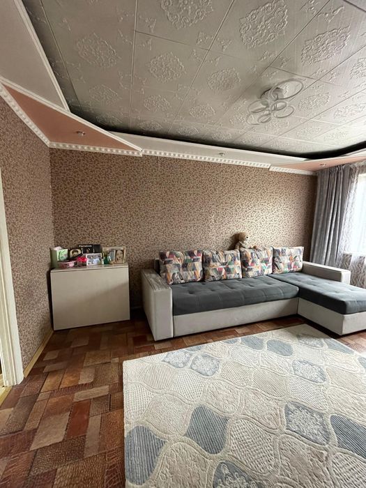 Продам частный дом( дом на 2 хозяина) на Зщите