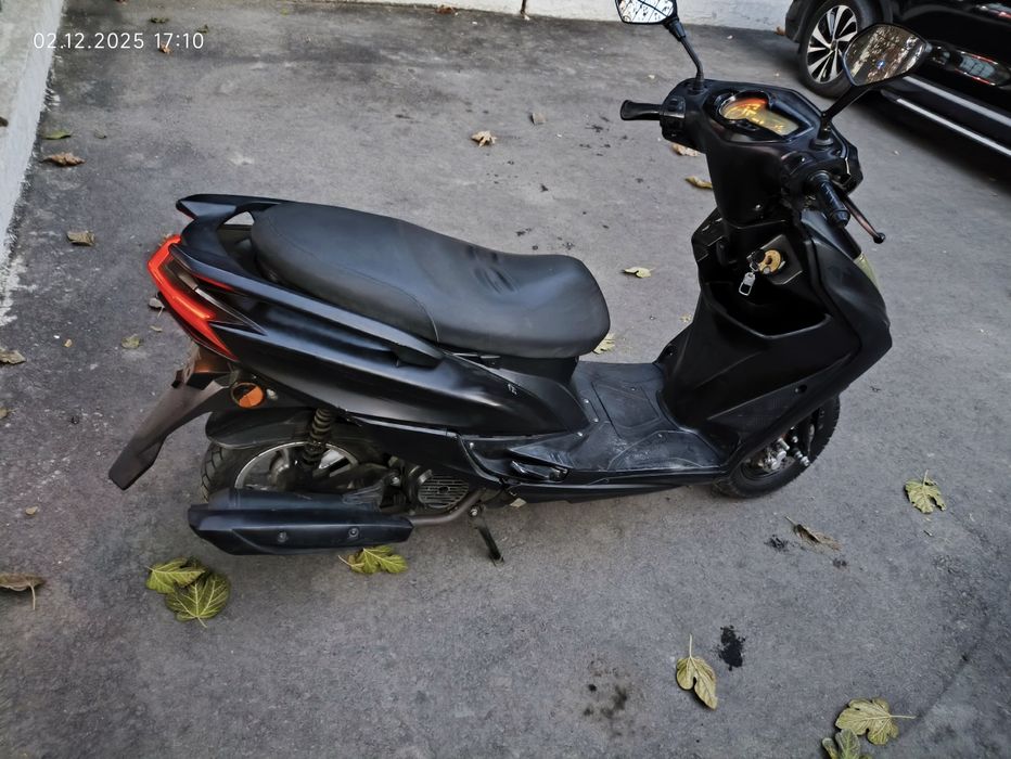 Skuter sotiladi топ