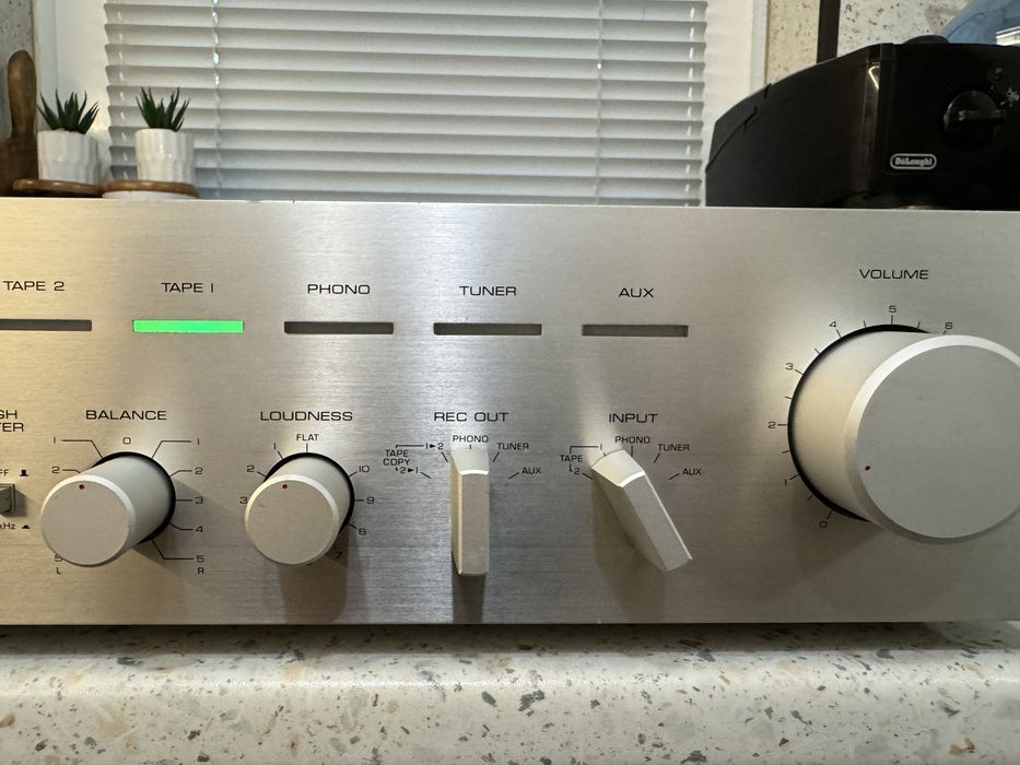Yamaha A-560 стерео