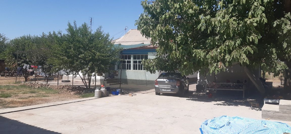 Бостонлик туманида уи сотилади.