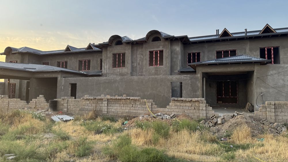 Un qo’rgon obod mahalla kotejlar