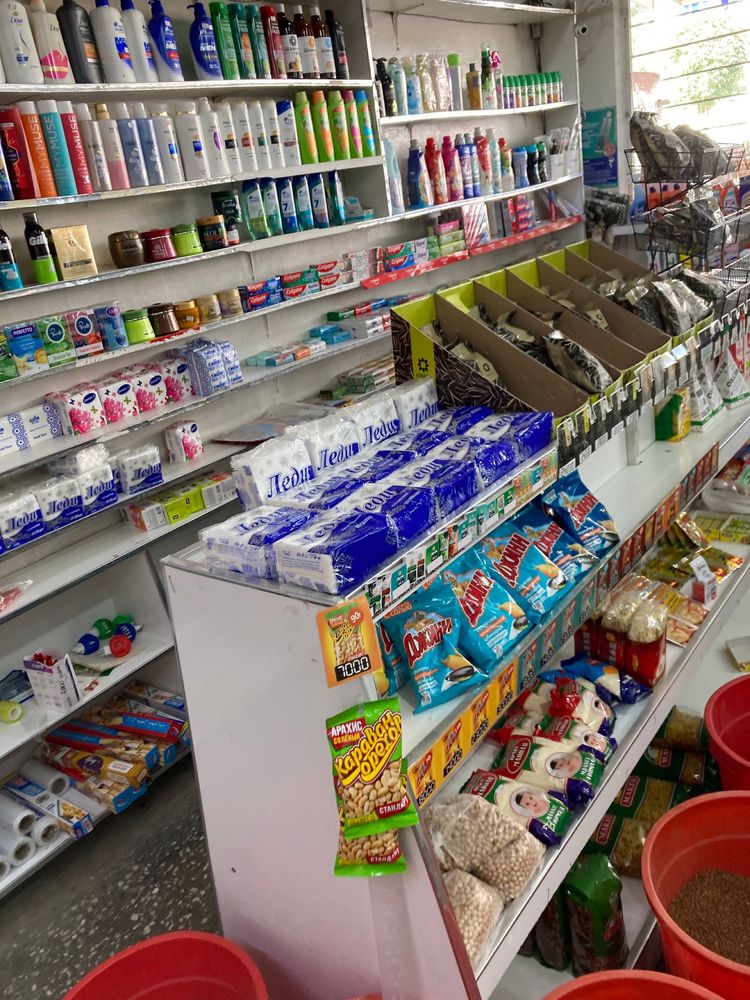 Продаеться полки для продуктовго магзина