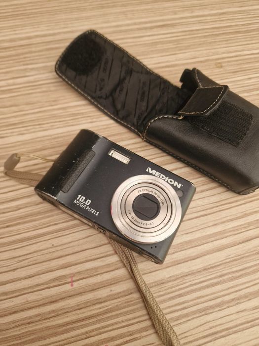 Aparat foto MEDION 10mpx DATA si ORA pe poze IDEAL ITP