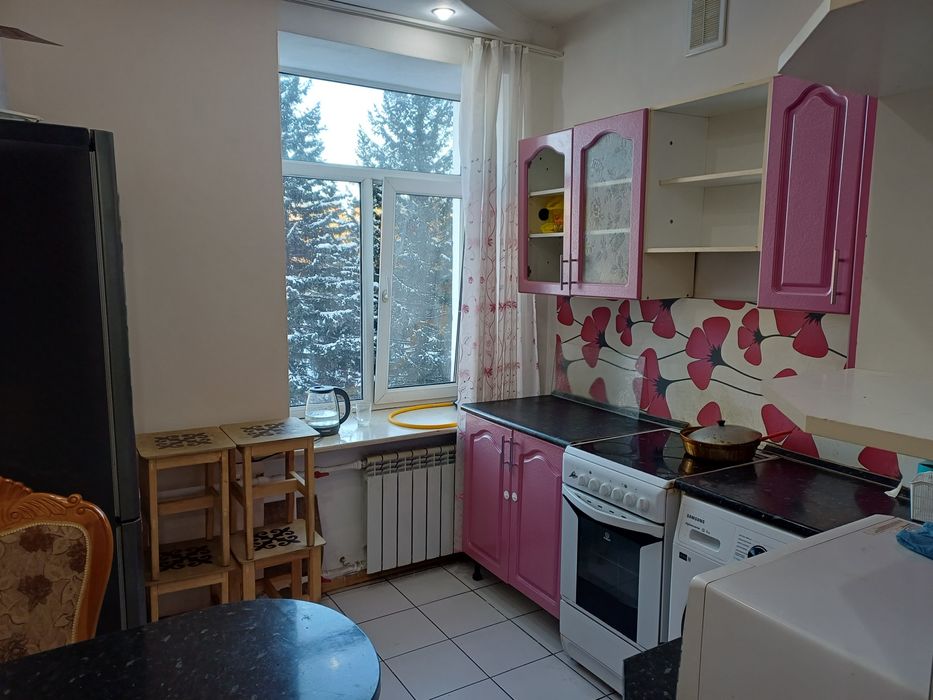 Сдам посуточно квартиру в центре на площади