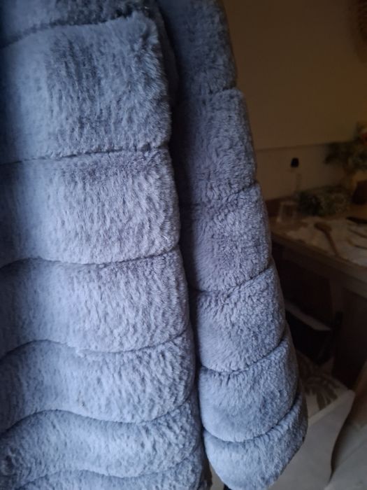 Vand blanita noua, moderna, design deosebit, culoare gri/petrol, 42