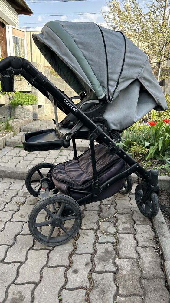 Коляска в отличном состоянии