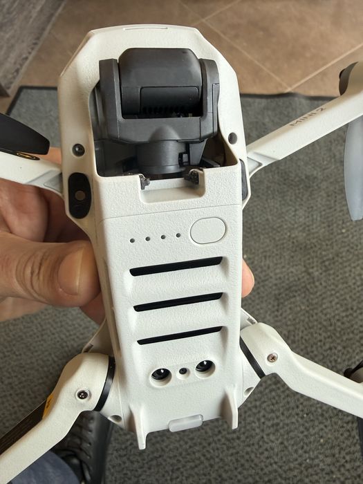 Dji mini 2 fly more combo в перфектно състояние на 180мин полет