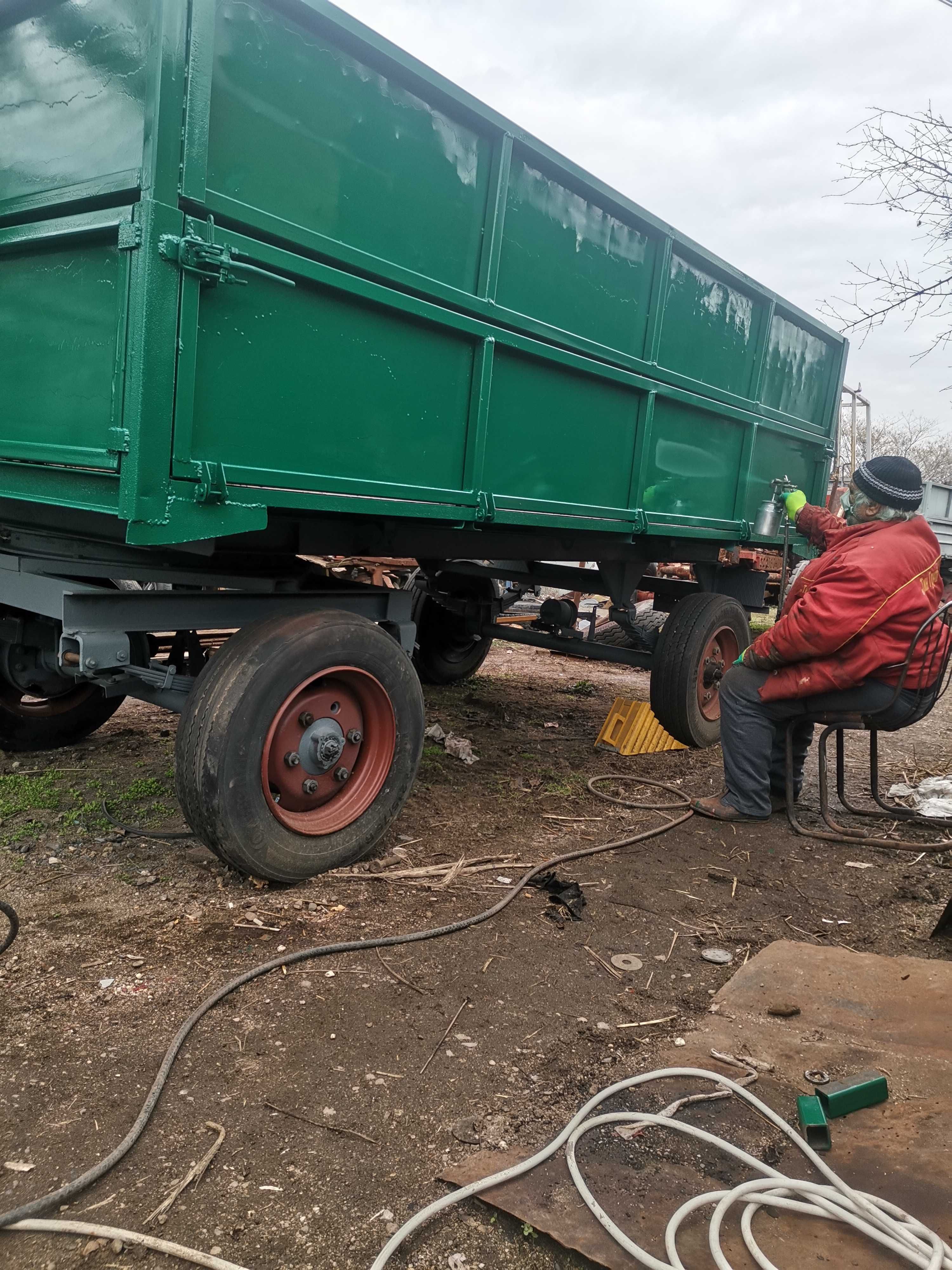Ремарке за трактор