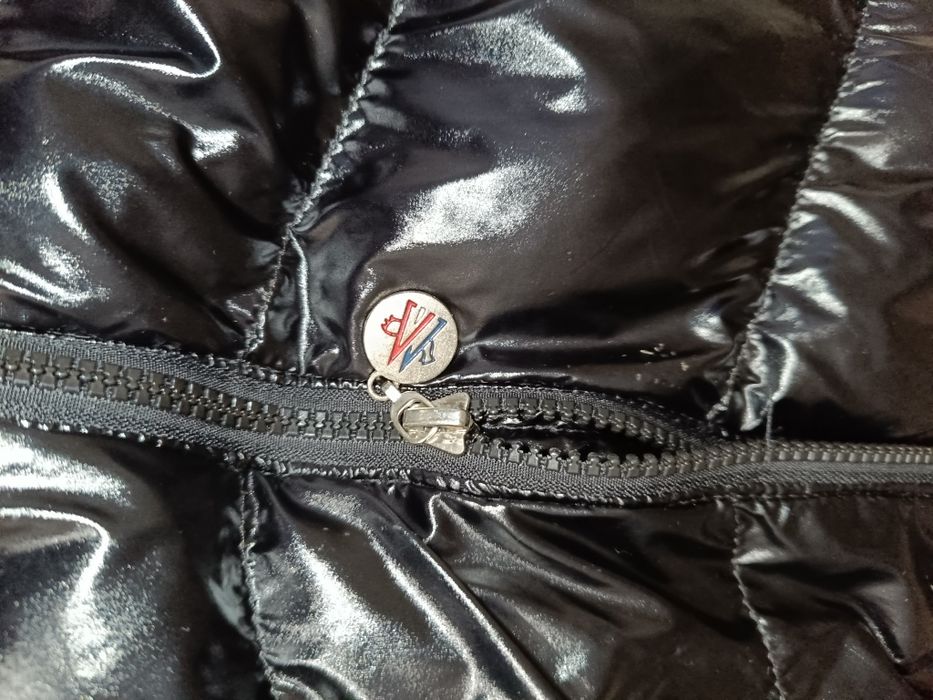 Грейка на Moncler
