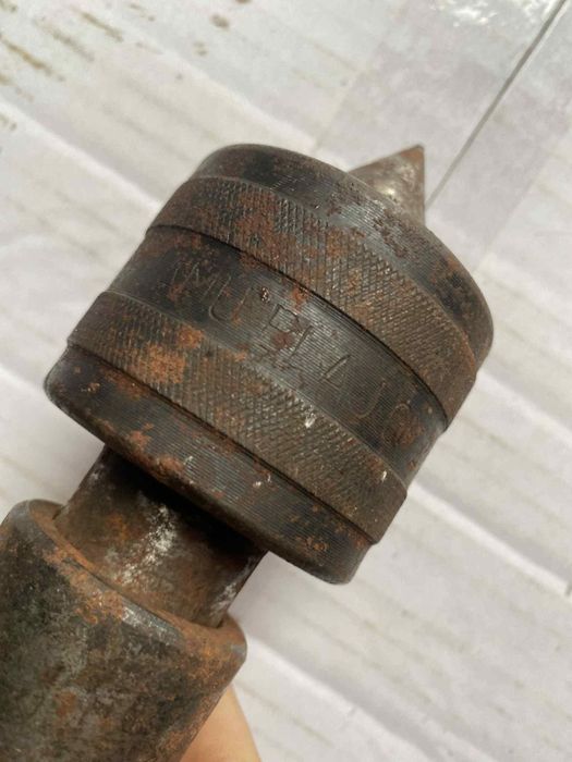 Vand con vârf strung