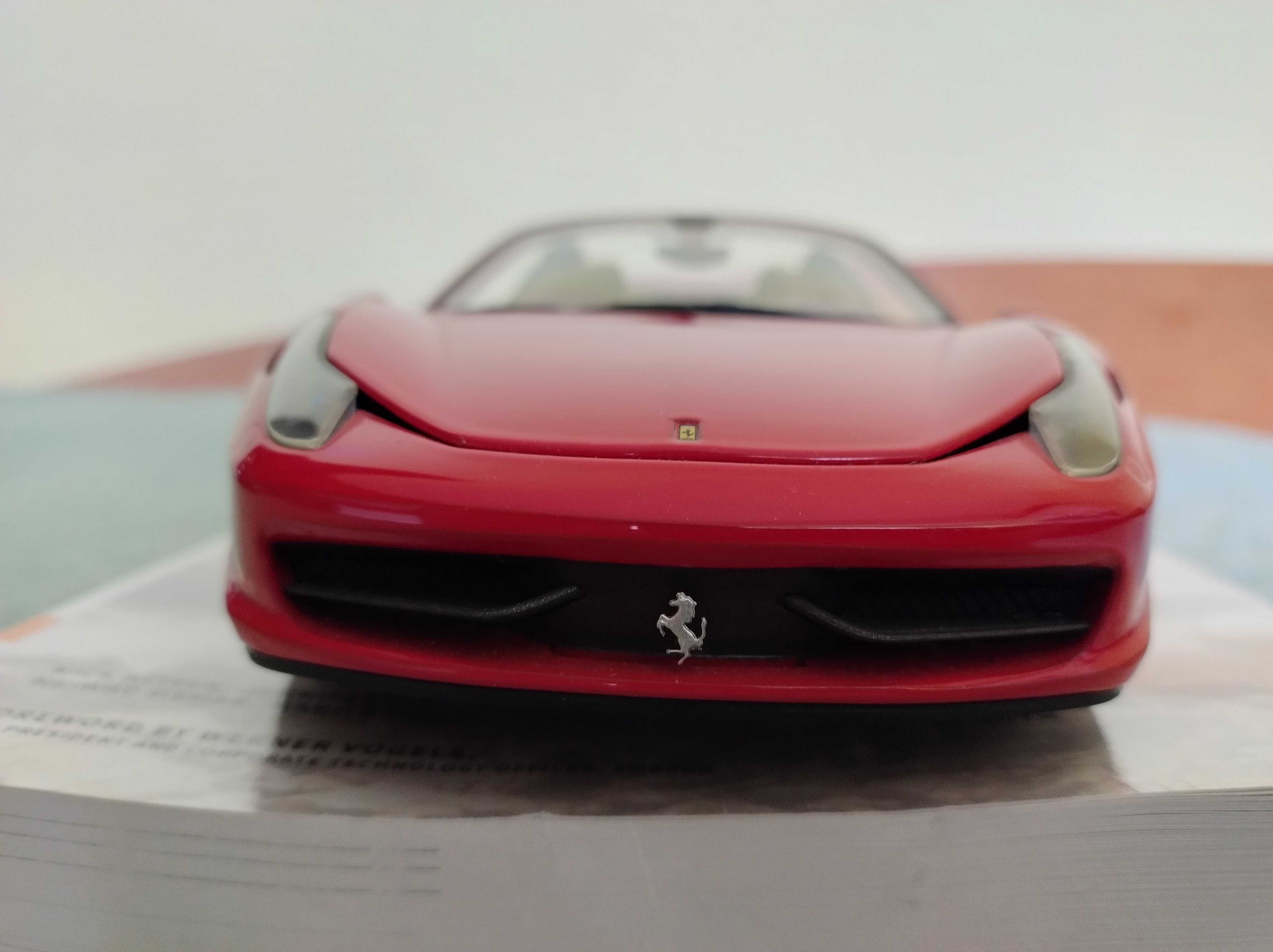 Ferrari 458 Spider 1:18, Hotwheels