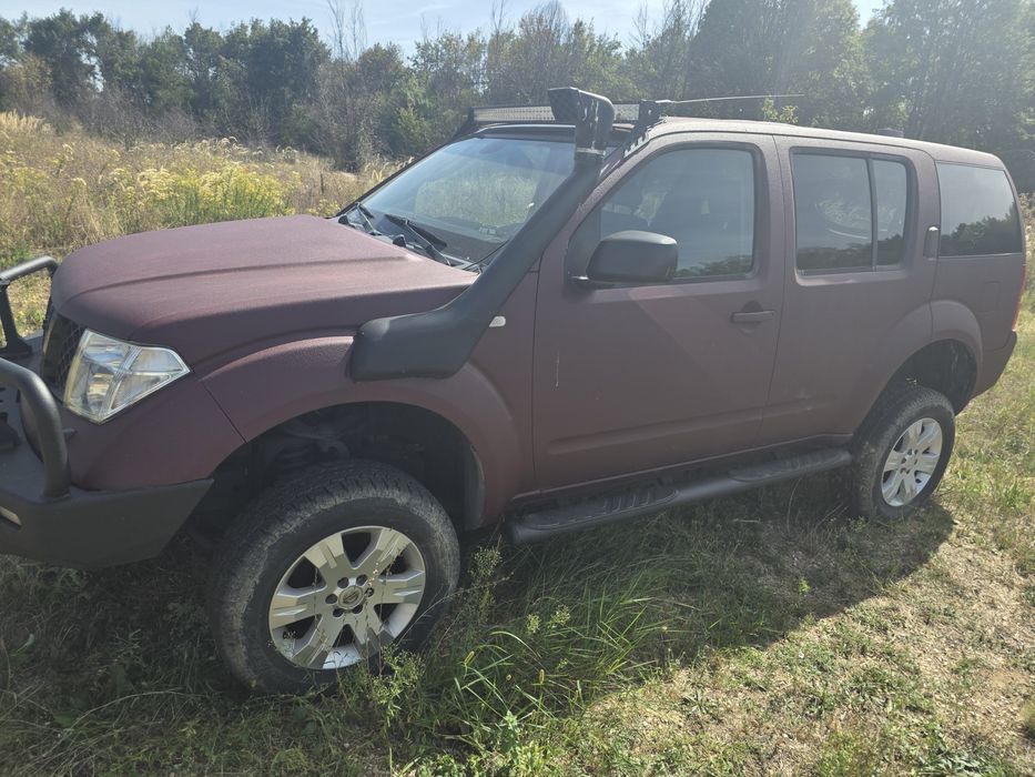 Nissan pathfinder