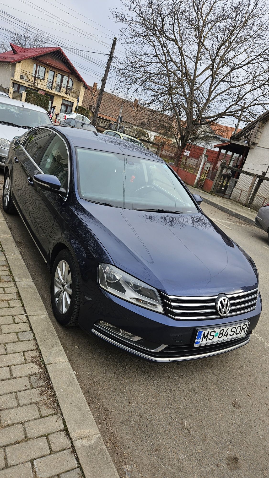 Vind wolsfaghen pasat b7 din anu2014  cu motor  de 2 l de 140 cai