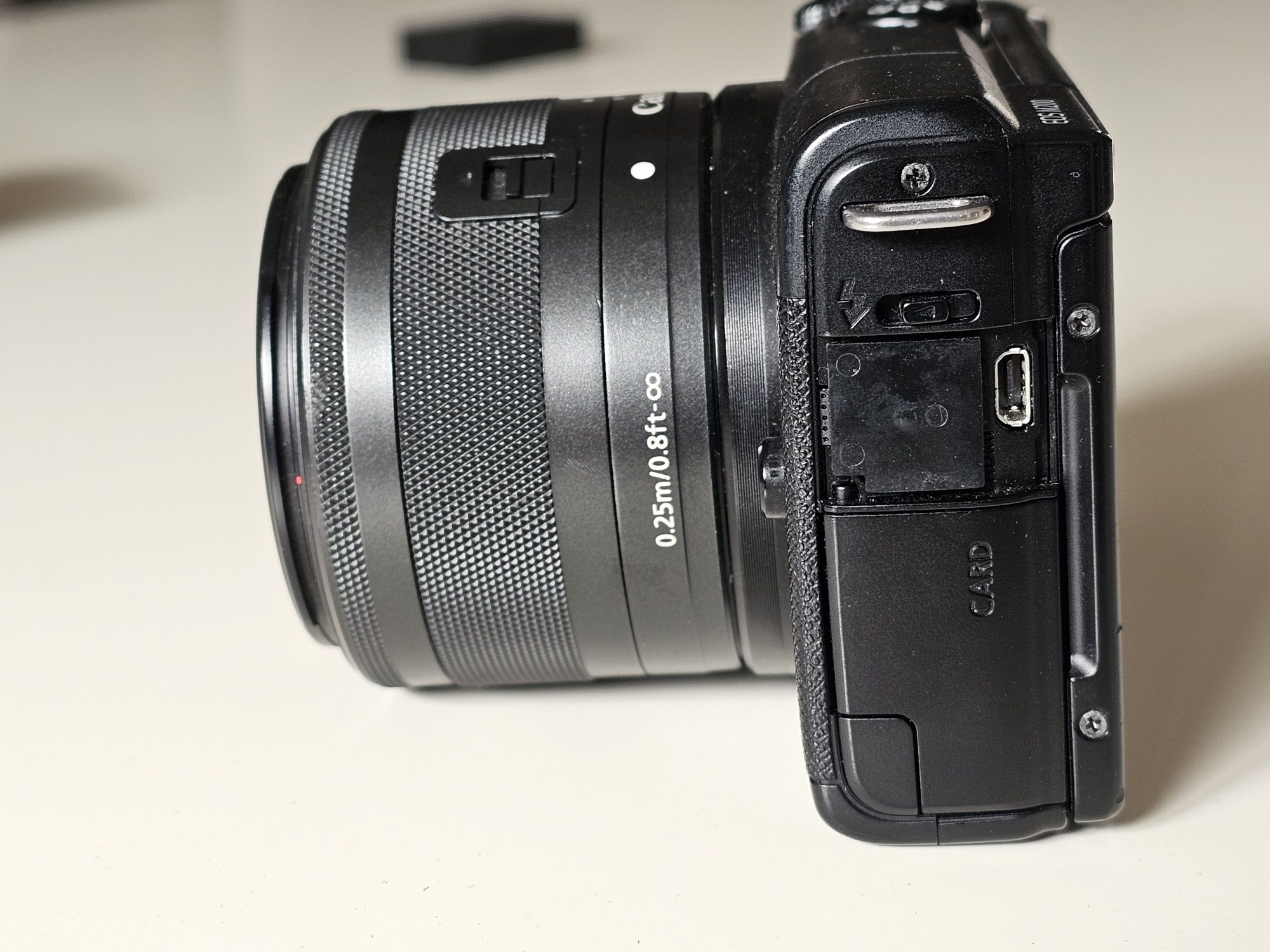 Canon M200 + 15-45 +22mm f2