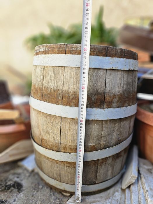 Буре, столове, вафлени и кухненски кърпи,покривки,престилки,дамаджани