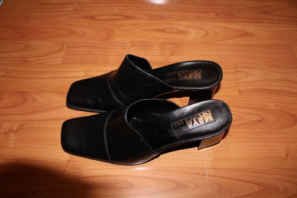 Saboti piele neagra nr.39