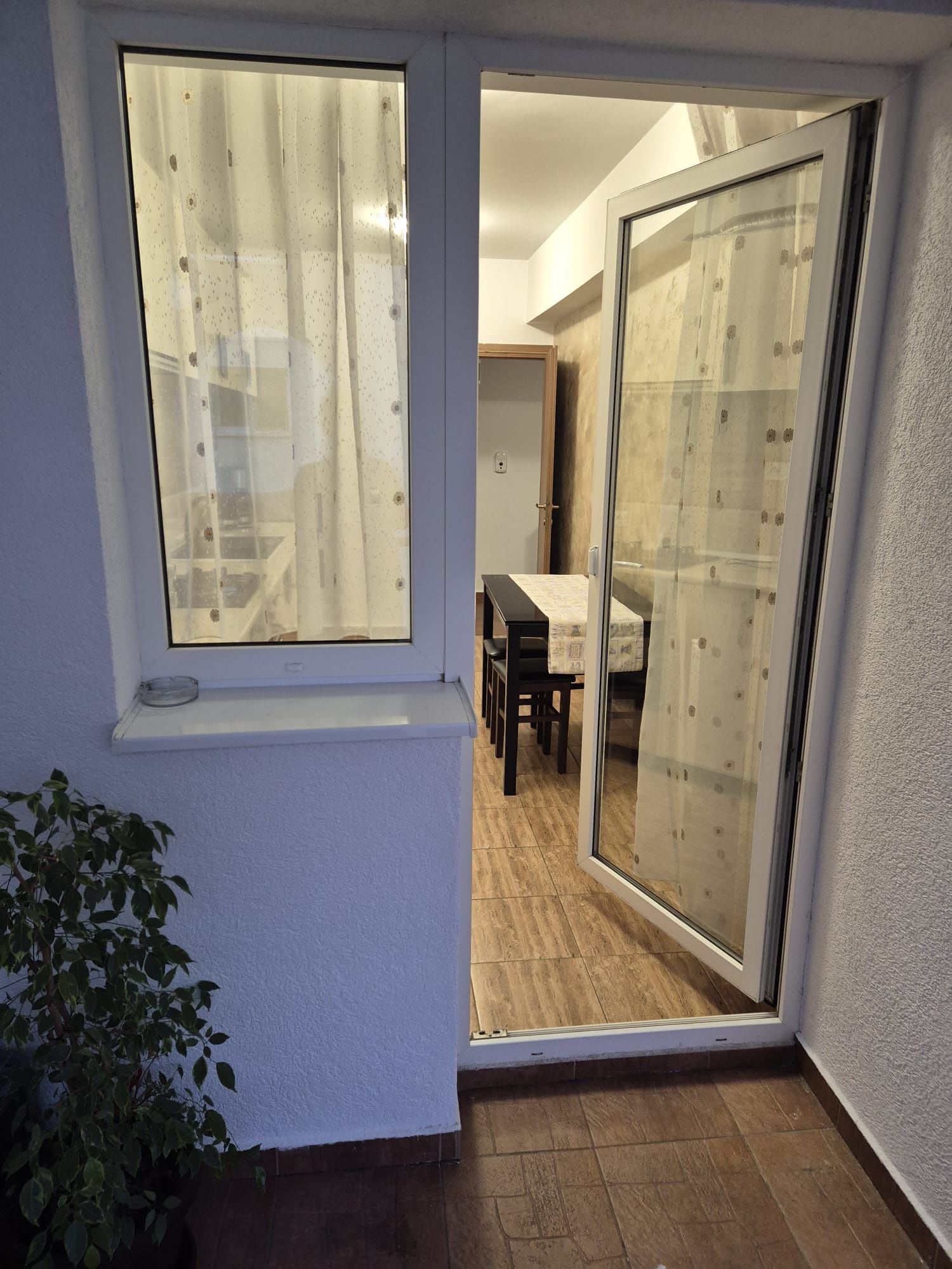 Va propun spre închiriere Ap 3 camere