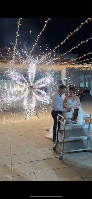 Танц на облаците,Огнено Цвете,Експлодиращи балони,Сценични фонтани