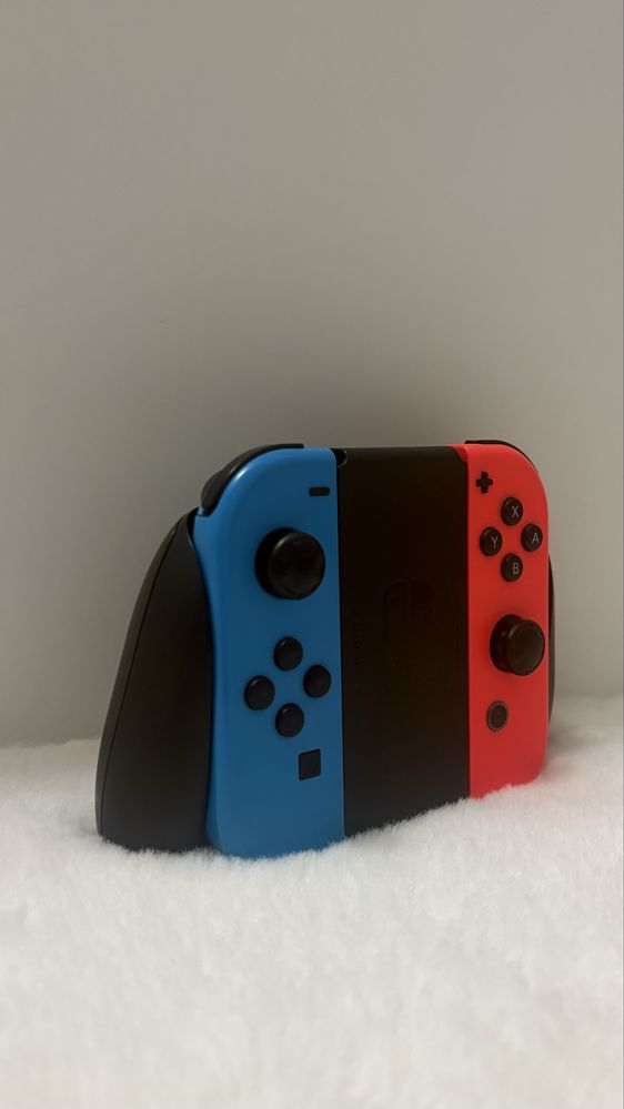 Nintendo switch контролери