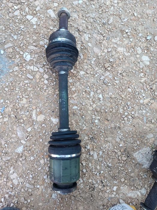 полуоска предна за Киа Соренто / Kia Sorento 2,5Д до 09г.