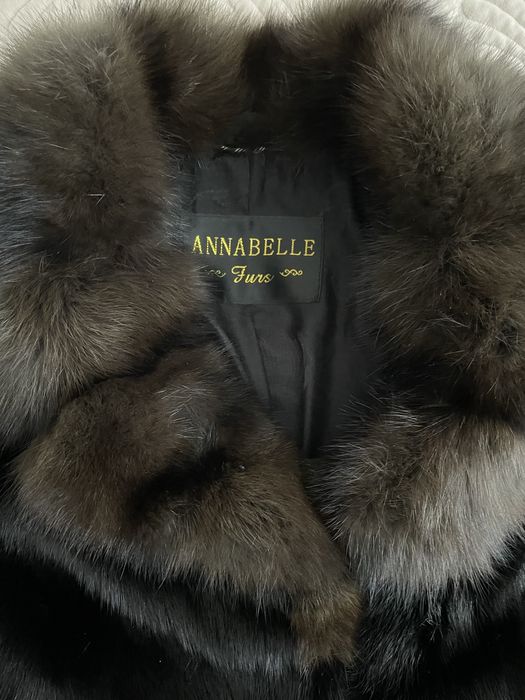Новая норковая шуба с воротиником из соболя