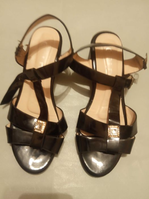 Босоножки 38размер.