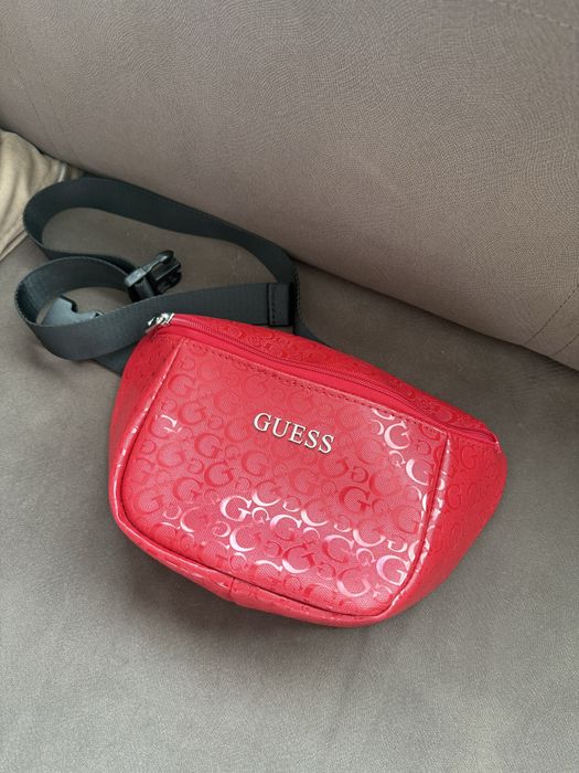Чанта Guess червена