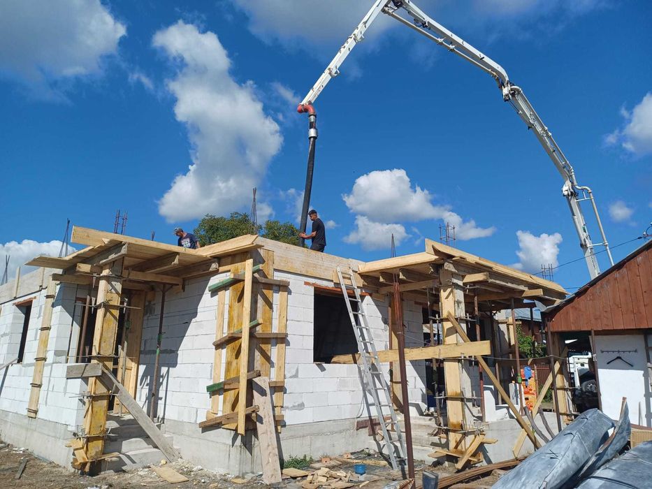 Executam case, blocuri, hale la rosu sau la cheie