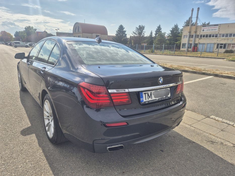 BMW Seria 7 M pachet Trapa X-drive SoftClose 360 Distronic